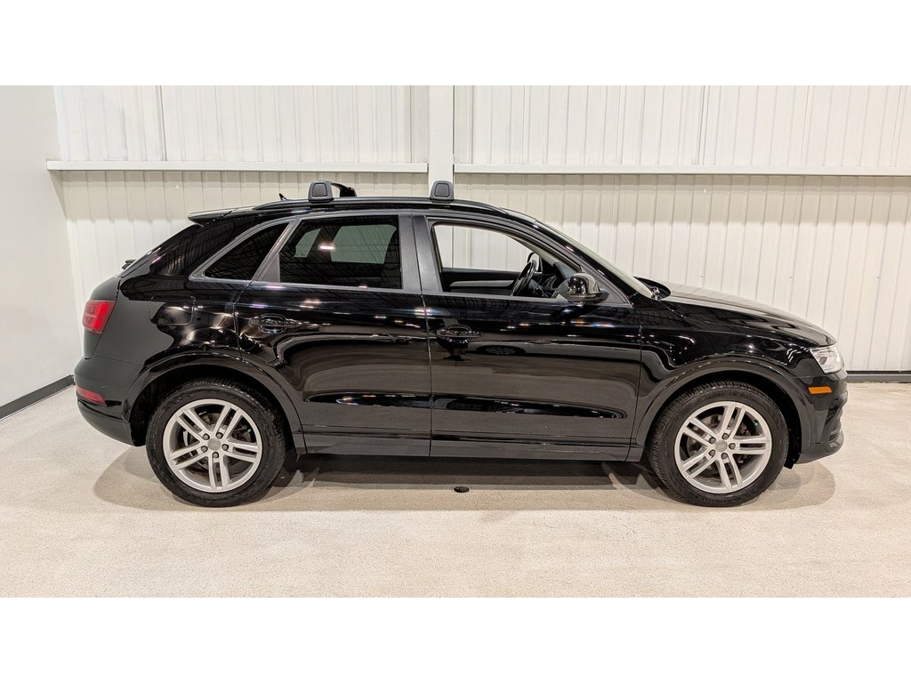 2017 Audi Q3 quattro 4dr 2.0T Komfort Black Val-David - photo #7
