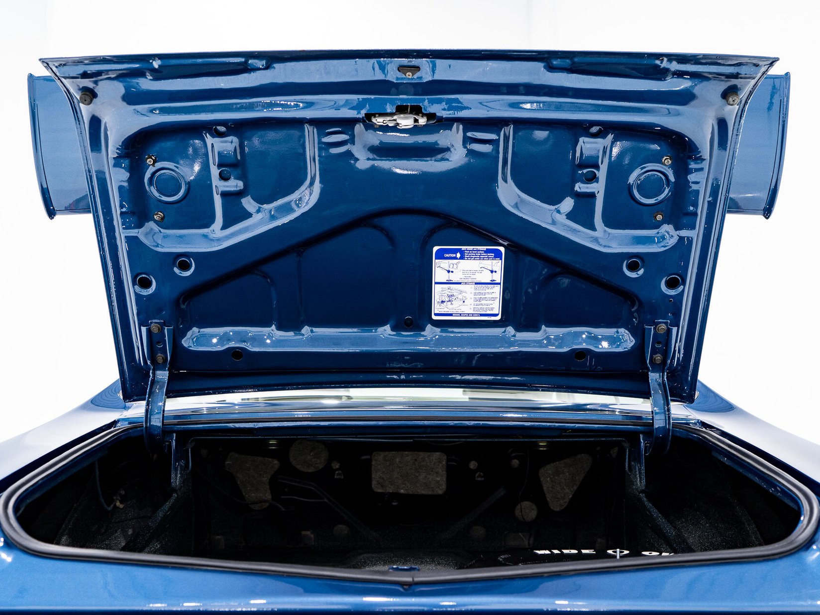 Pontiac GTO The Judge Matching# Ram Air III 4-speed **PRIX EN USD** 1970 Bleu Montréal - photo #93