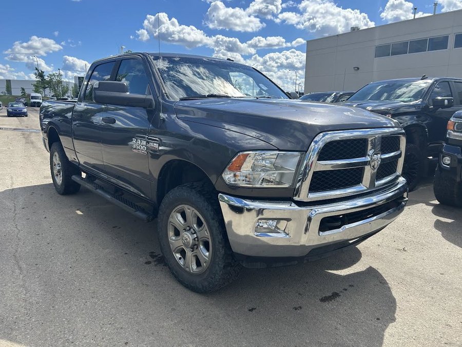 2015 Ram 3500 2015 Grey