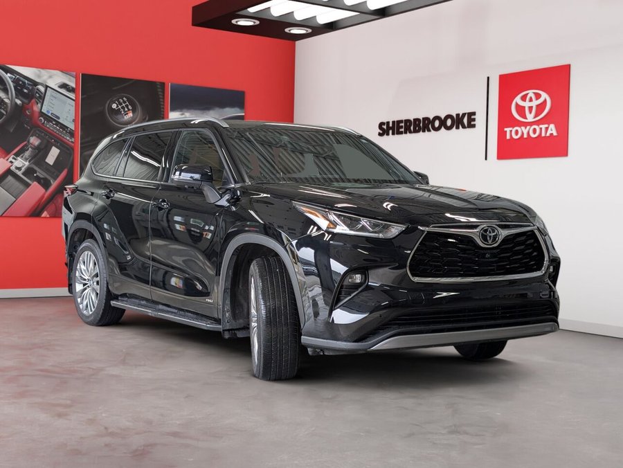 Toyota Highlander Hybride 2025 2025 Noir minuit métallisé