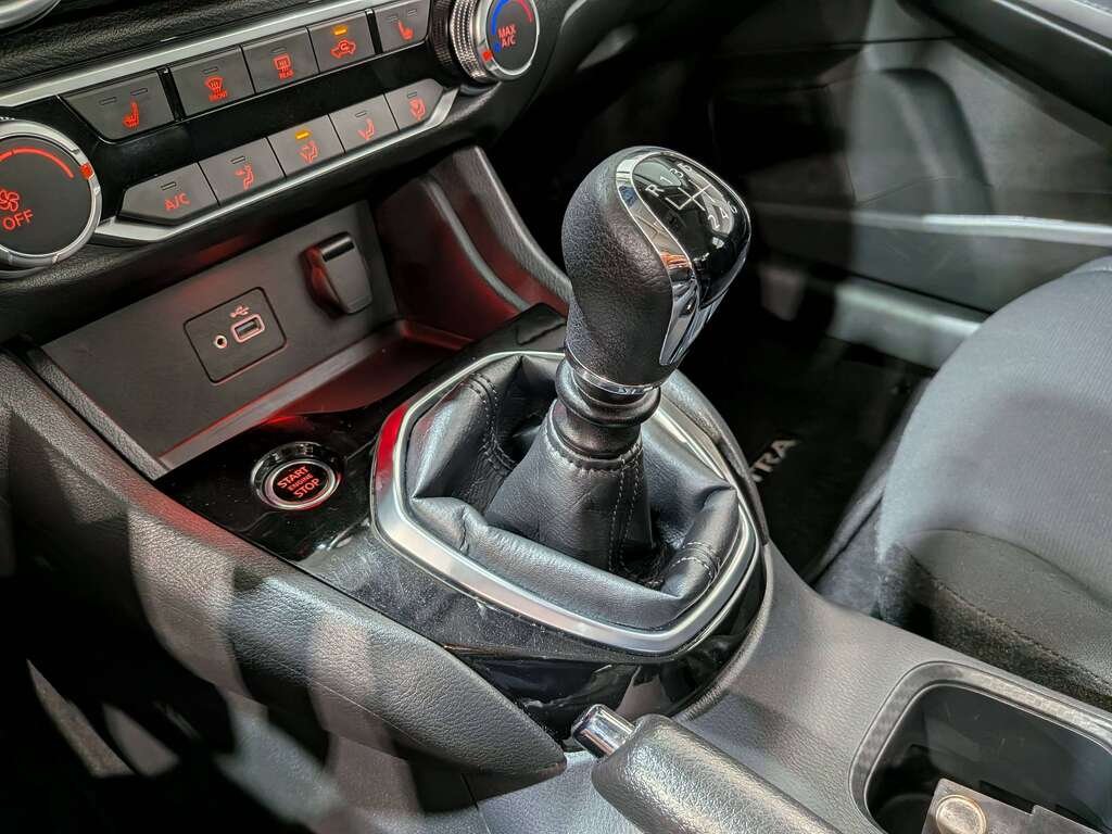 2024 Nissan Sentra S Plus CVT White Val-David - photo #26