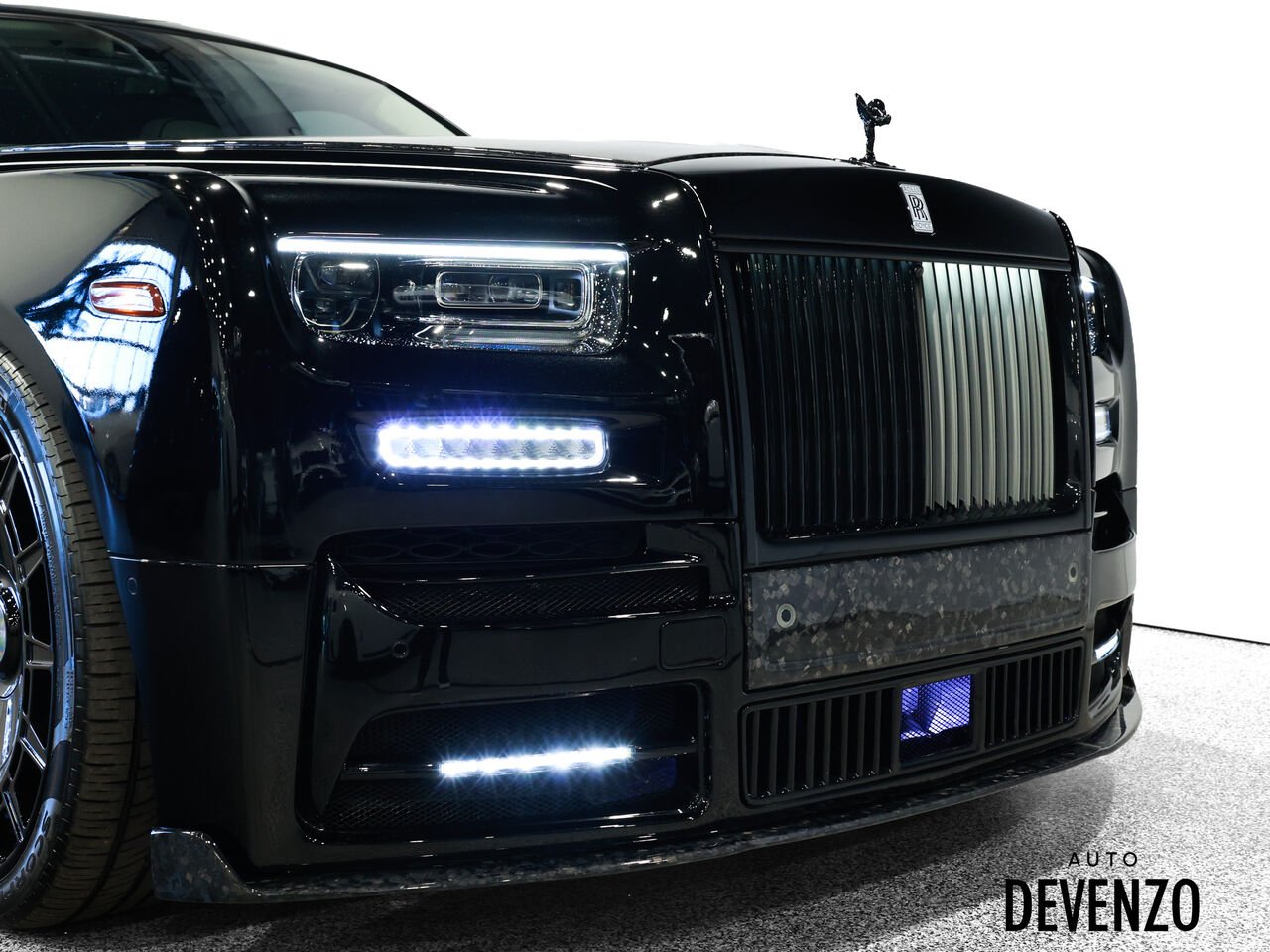 Rolls-Royce Phantom 2023 Noir Saint-Eustache - photo #6