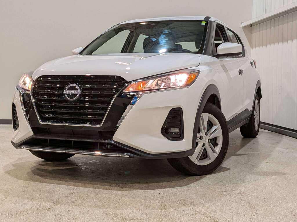 2024 Nissan Kicks S FWD White Val-David - photo #0