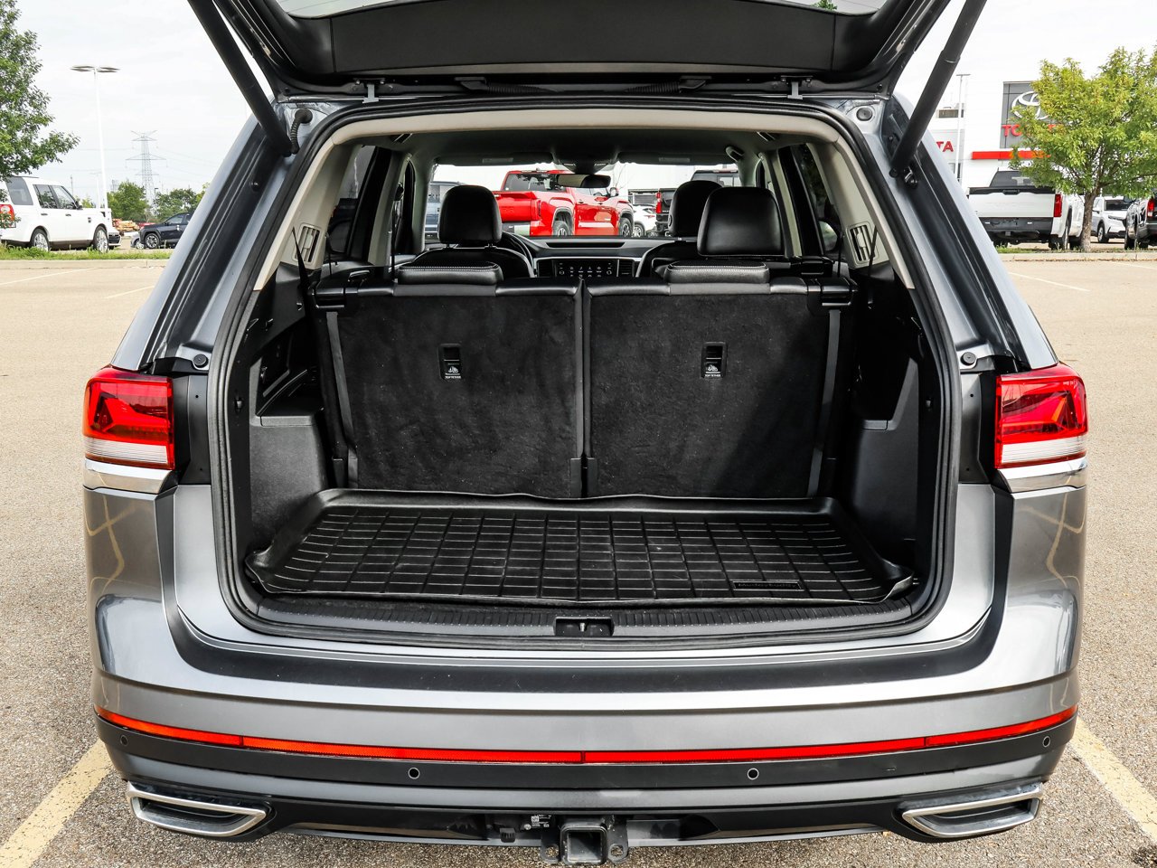 2022 Volkswagen Atlas Comfortline 3.6 FSI 4MOTION Grey Sherwood Park - photo #8