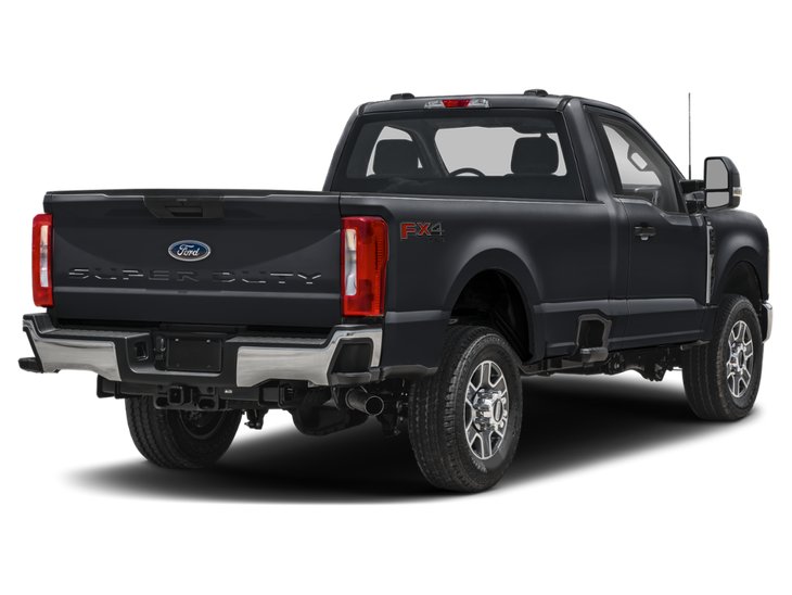 2025 Ford Super Duty F-350 à roues arrière simples XLT