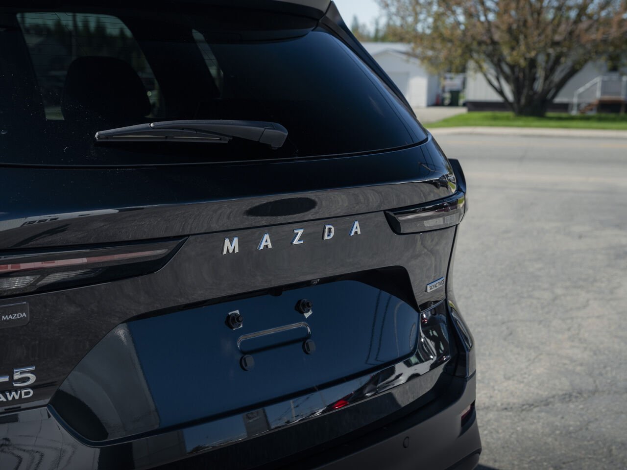 2026 MAZDA CX-5 Jet Black Mica Val-d'Or - photo #5
