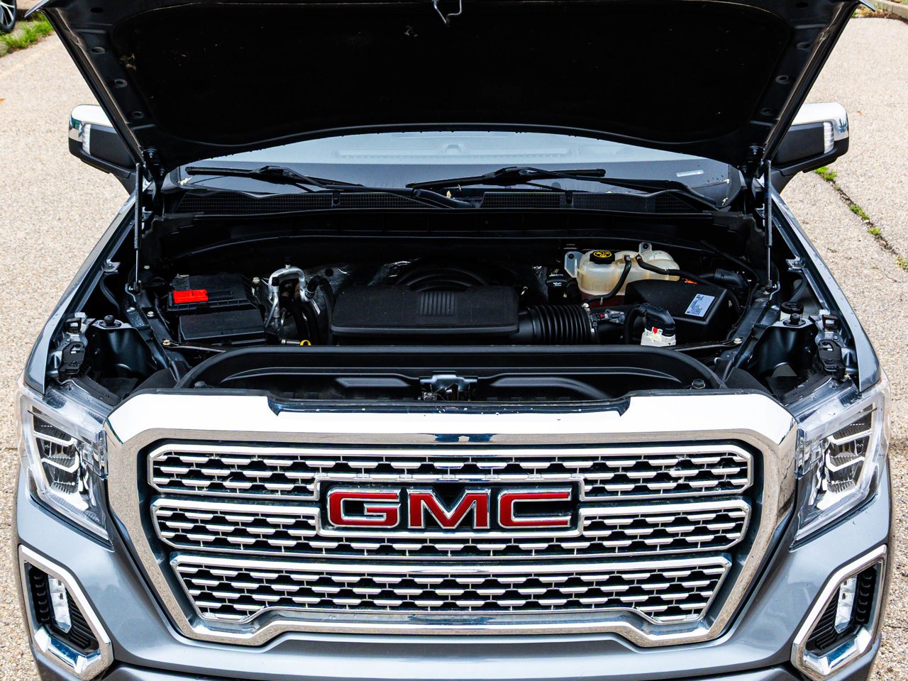 2019 GMC Sierra 1500 4WD Crew Cab 147 Denali Grey Sherwood Park - photo #8