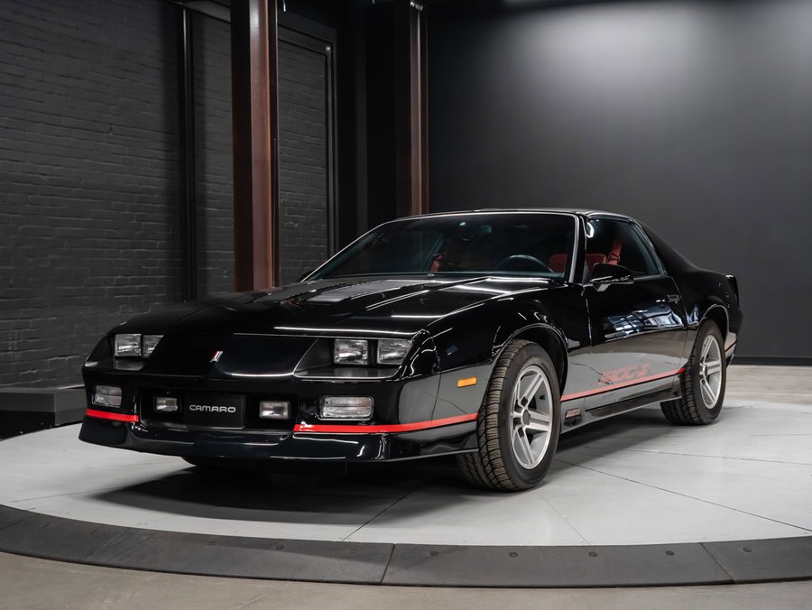 1986 Chevrolet Camaro 1986 Black