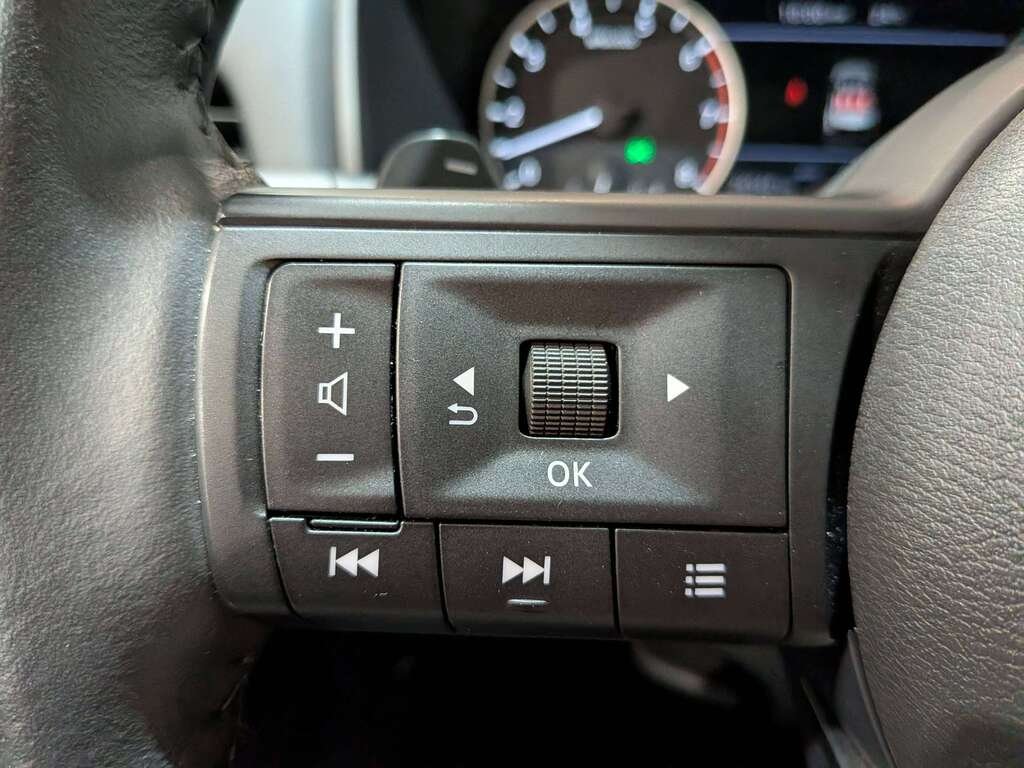 2024 Nissan Rogue AWD SV Moonroof Black Val-David - photo #17