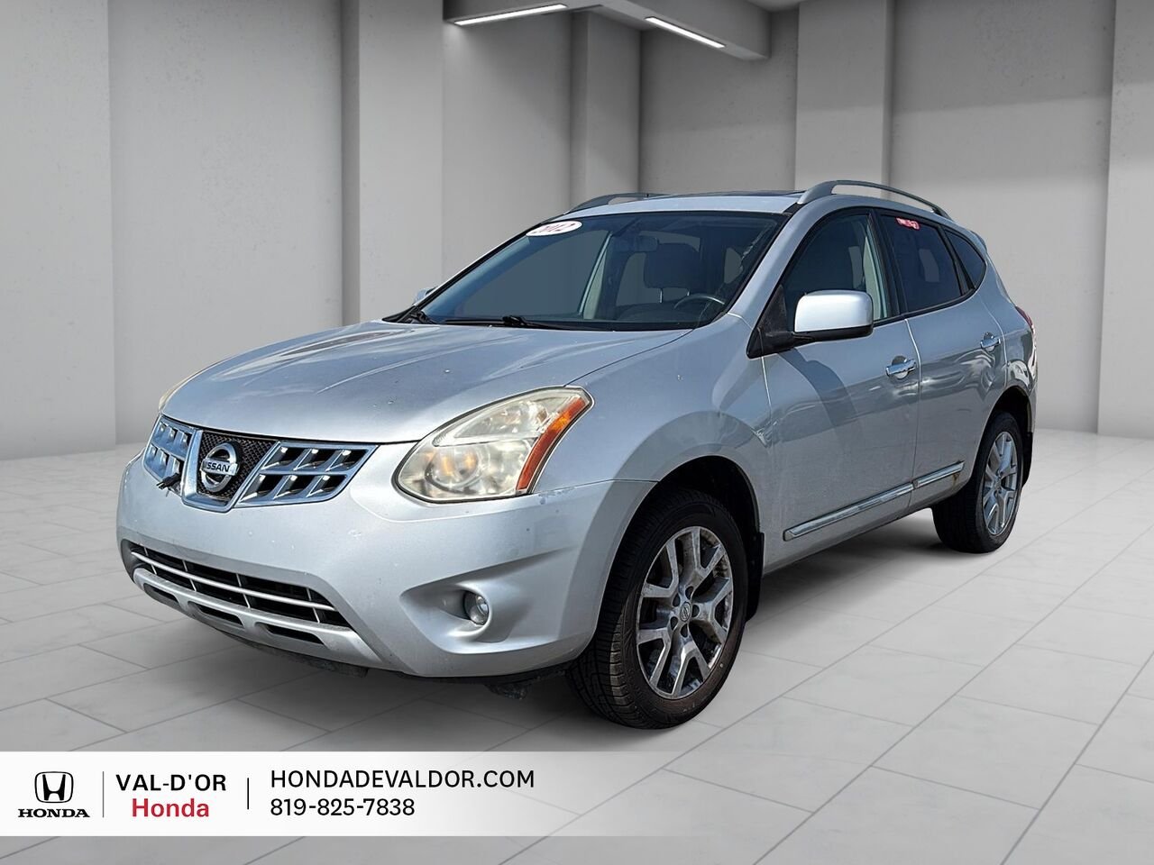 Nissan Rogue AWD 4dr SV 2012 Argent Val-d'Or - photo #0