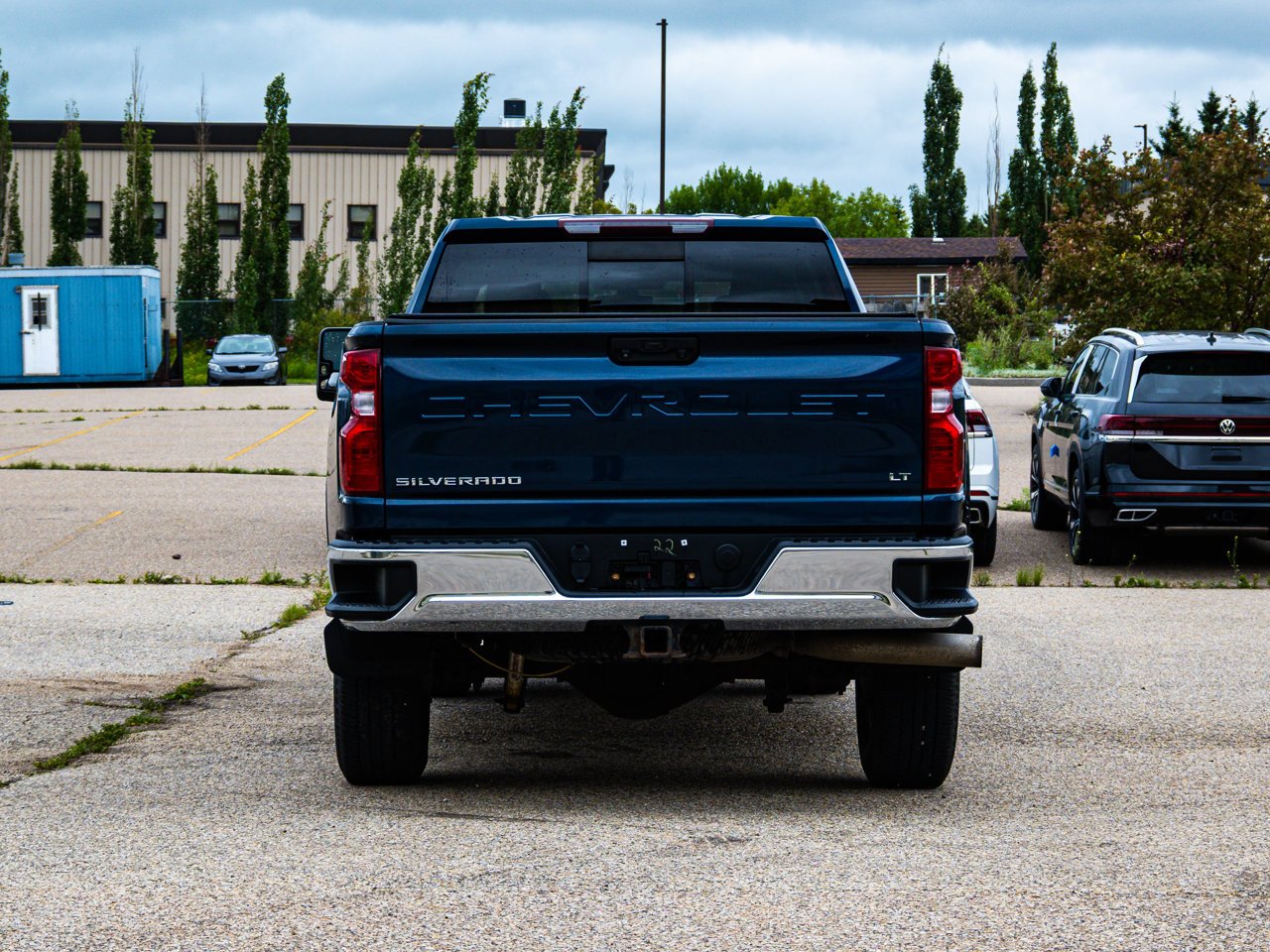 2020 Chevrolet Silverado 3500HD 4WD Crew Cab 159 LT Blue Sherwood Park - photo #11