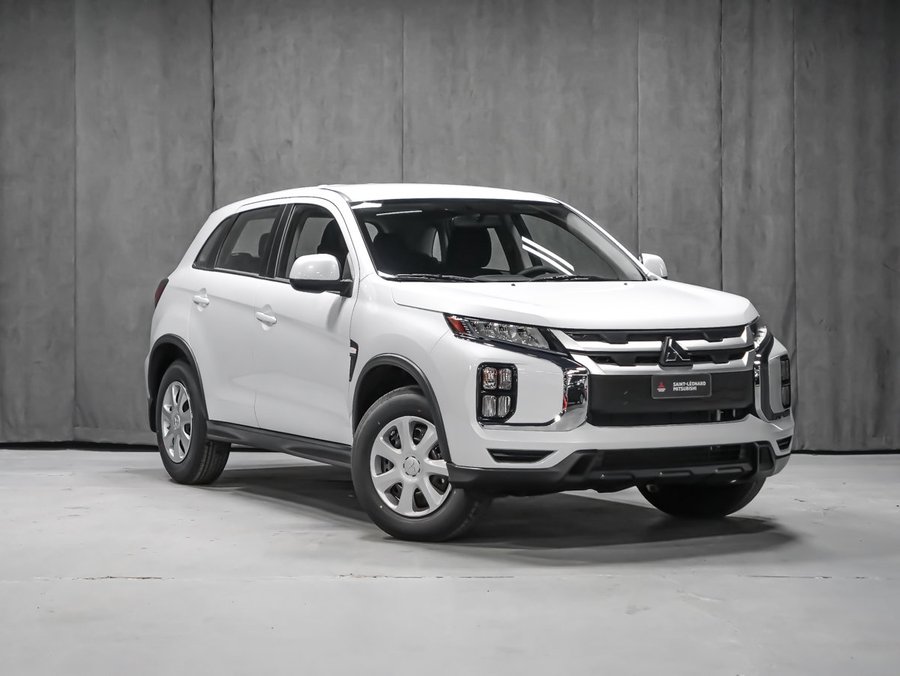 2026 Mitsubishi RVR ES White Diamond