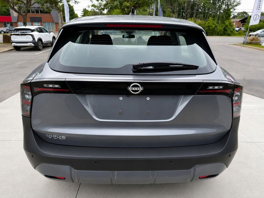 2026 NISSAN Kicks 2026 Gun Metal Metallic