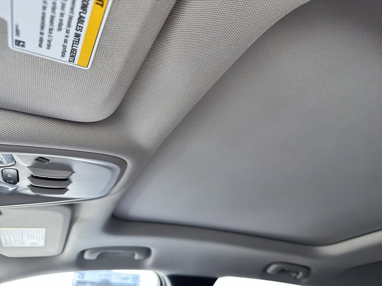 2024 Buick Encore GX White Rouyn-Noranda - photo #14
