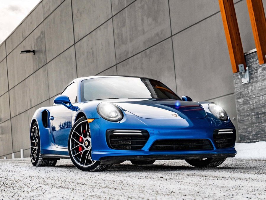 2018 Porsche 911 2018 Blue