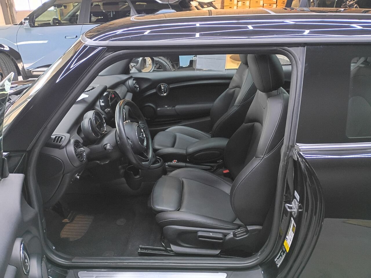 MINI 3 portes 2019 Noir Blainville - photo #15