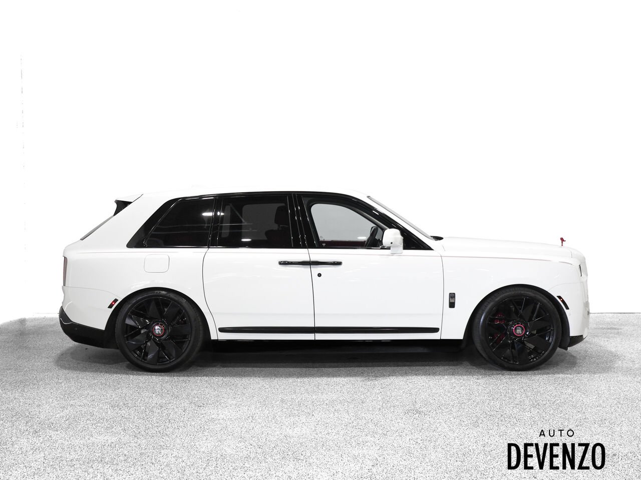 2025 Rolls-Royce Cullinan White Saint-Eustache - photo #1