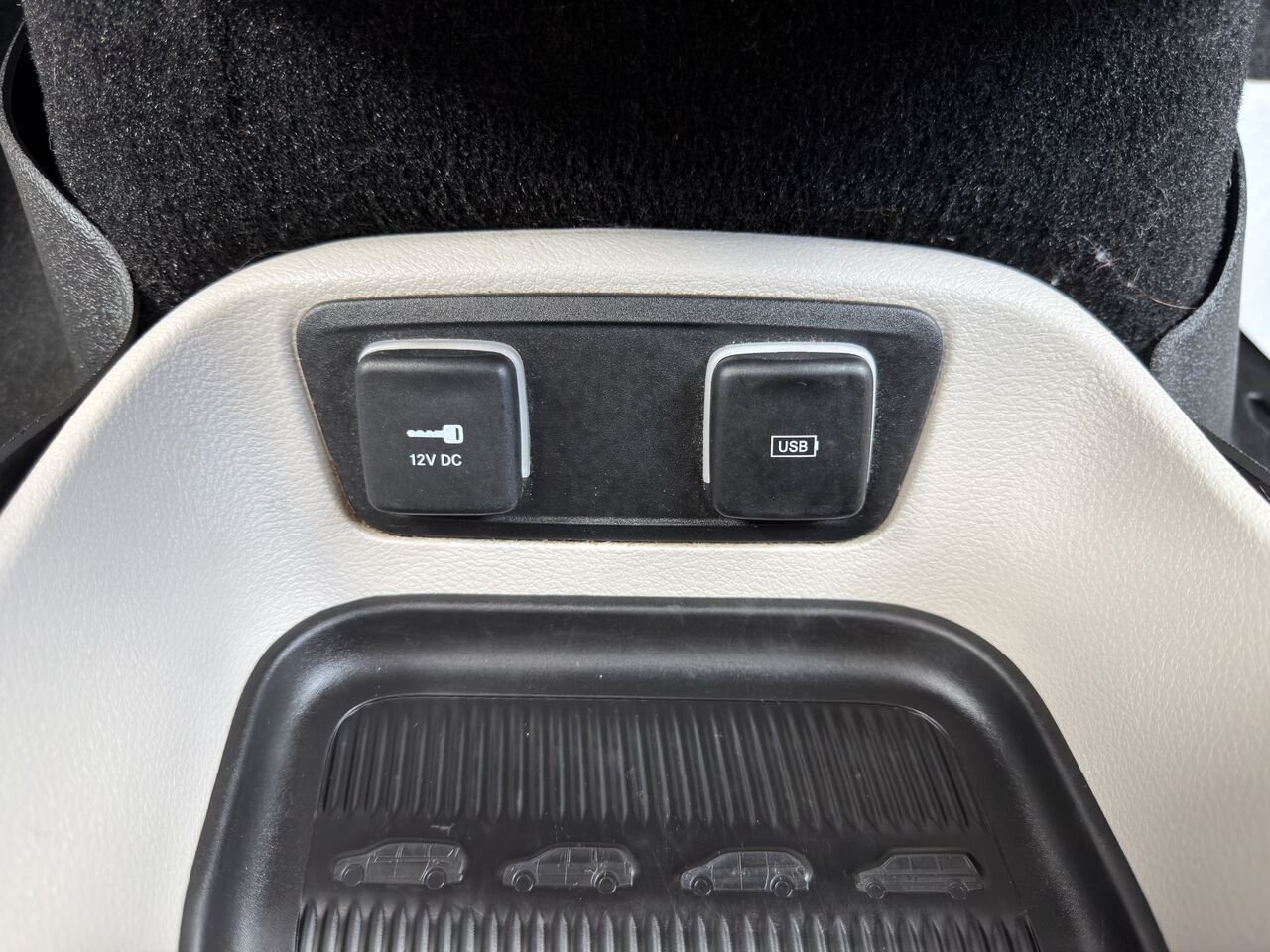2019 Chrysler Pacifica Black Thetford Mines - photo #25