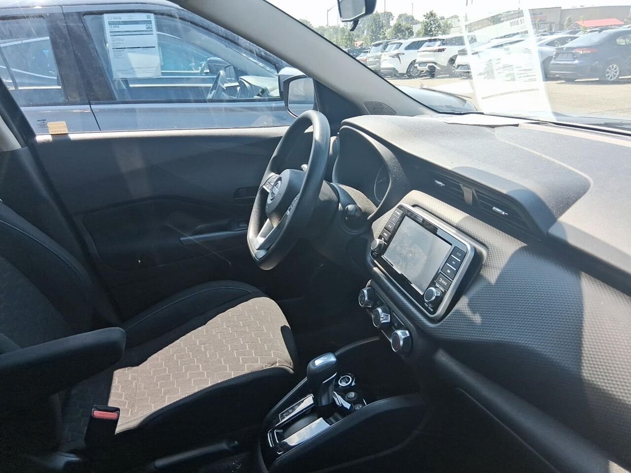 Nissan Kicks S 2024 Noir Québec - photo #2
