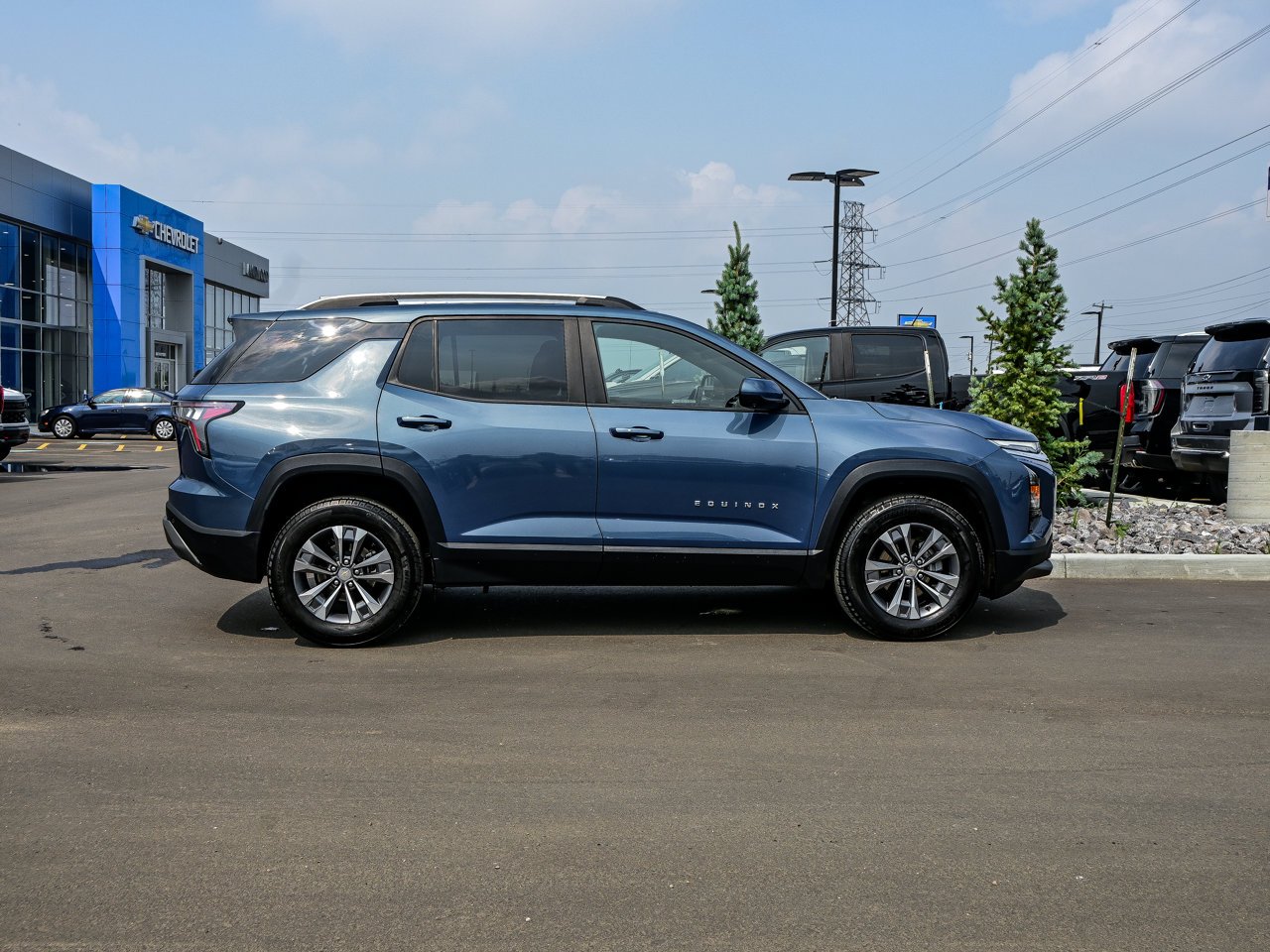 2025 Chevrolet Equinox AWD 4dr LT w/2LT Blue Sherwood Park - photo #14