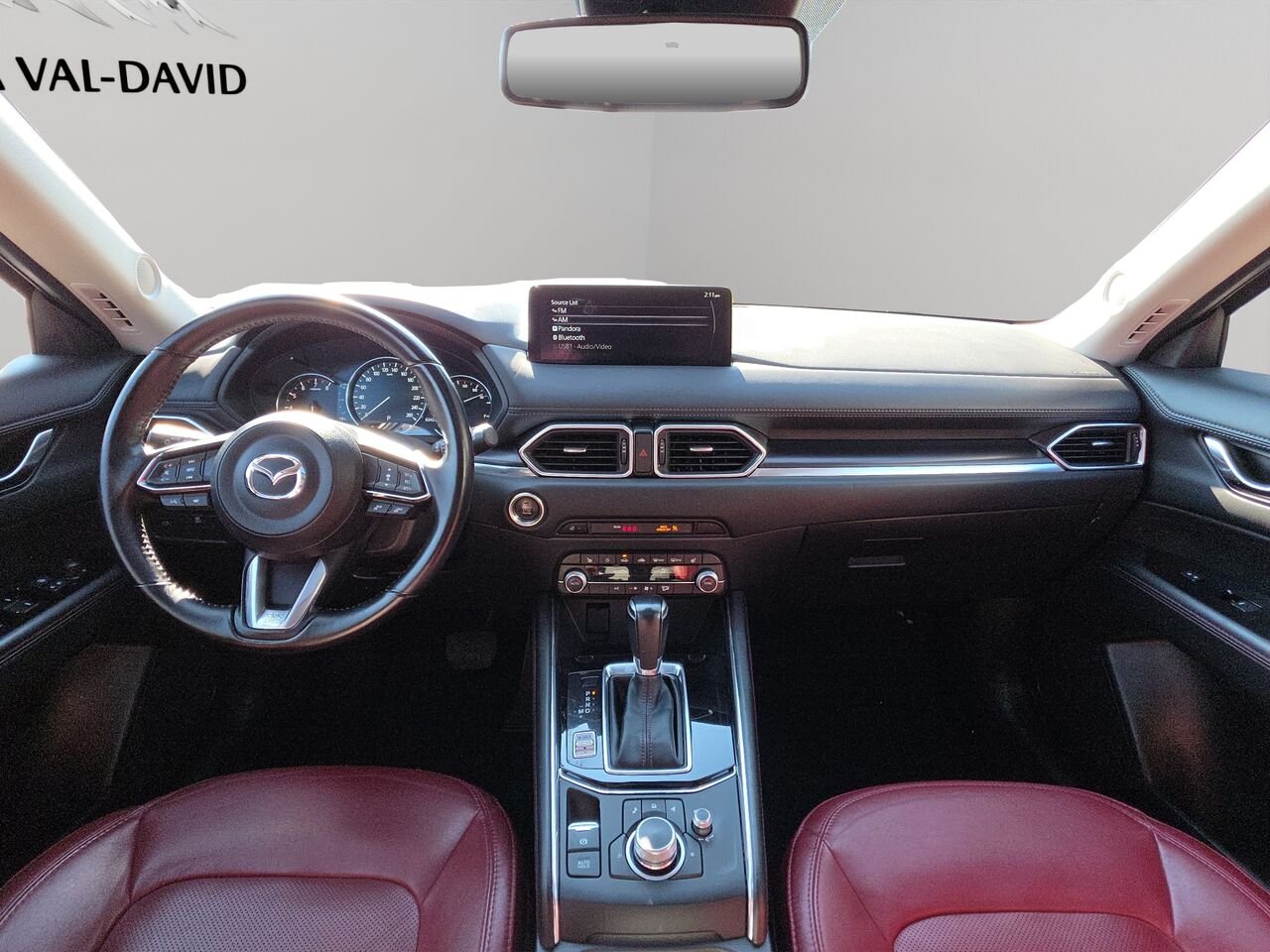 Mazda CX-5 Édition Kuro TI, sièges en cuir, Toit ouvrant, Volant chauffant 2023 Noir Val-David - photo #8