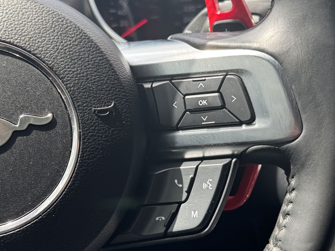 Ford Mustang GT Convertible 2018 Blanc Granby - photo #23