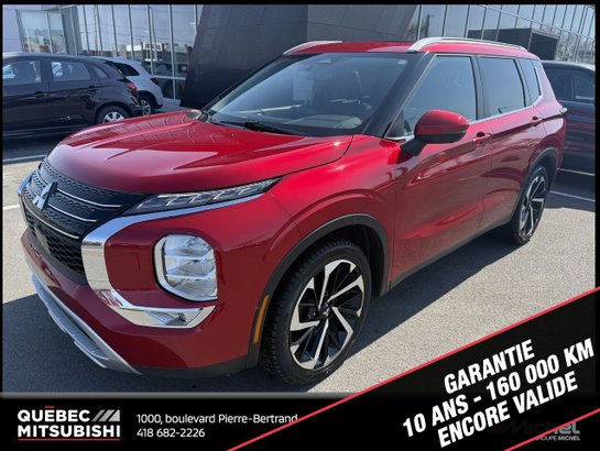 2023 Mitsubishi Outlander SEL S-AWC, 7 passagers, Toit pano, Volant chauffant Red