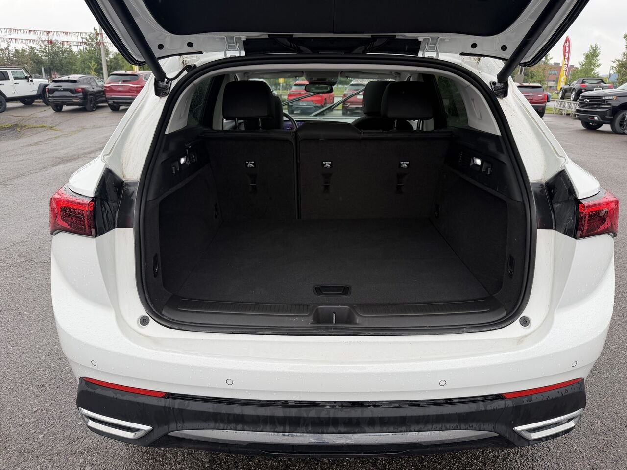 BUICK ENVISION PREFERRED Privilégiée 4 portes TI 2024 Blanc Gatineau - photo #17