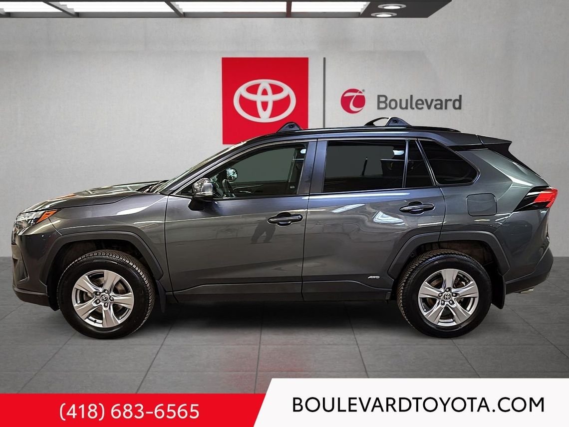 Toyota RAV4 99232A-83 | XLE, AWD 2023 Gris Québec - photo #6