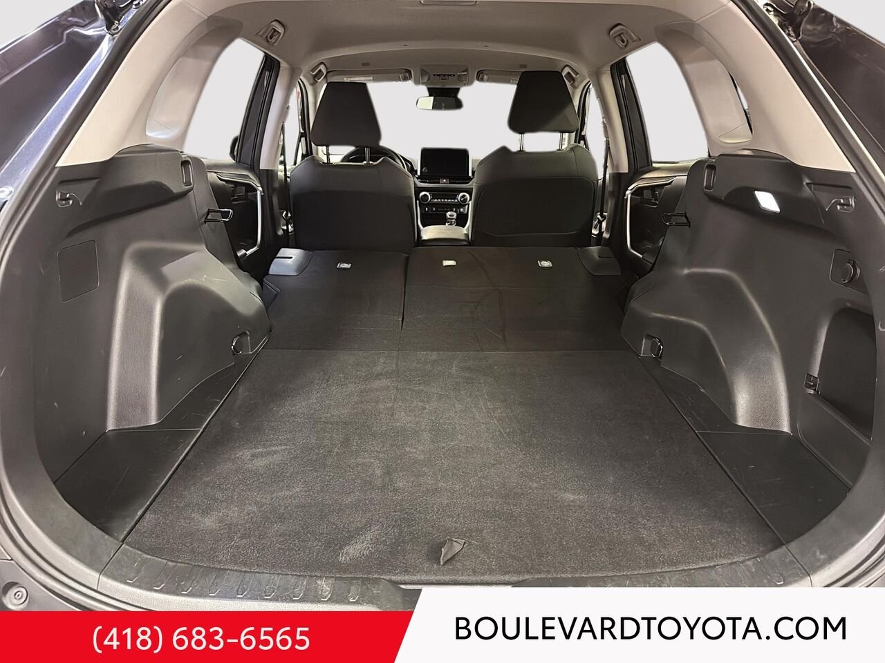 2024 Toyota RAV4 531708-128 | LE, AWD Magnetic Grey Metallic Québec - photo #18