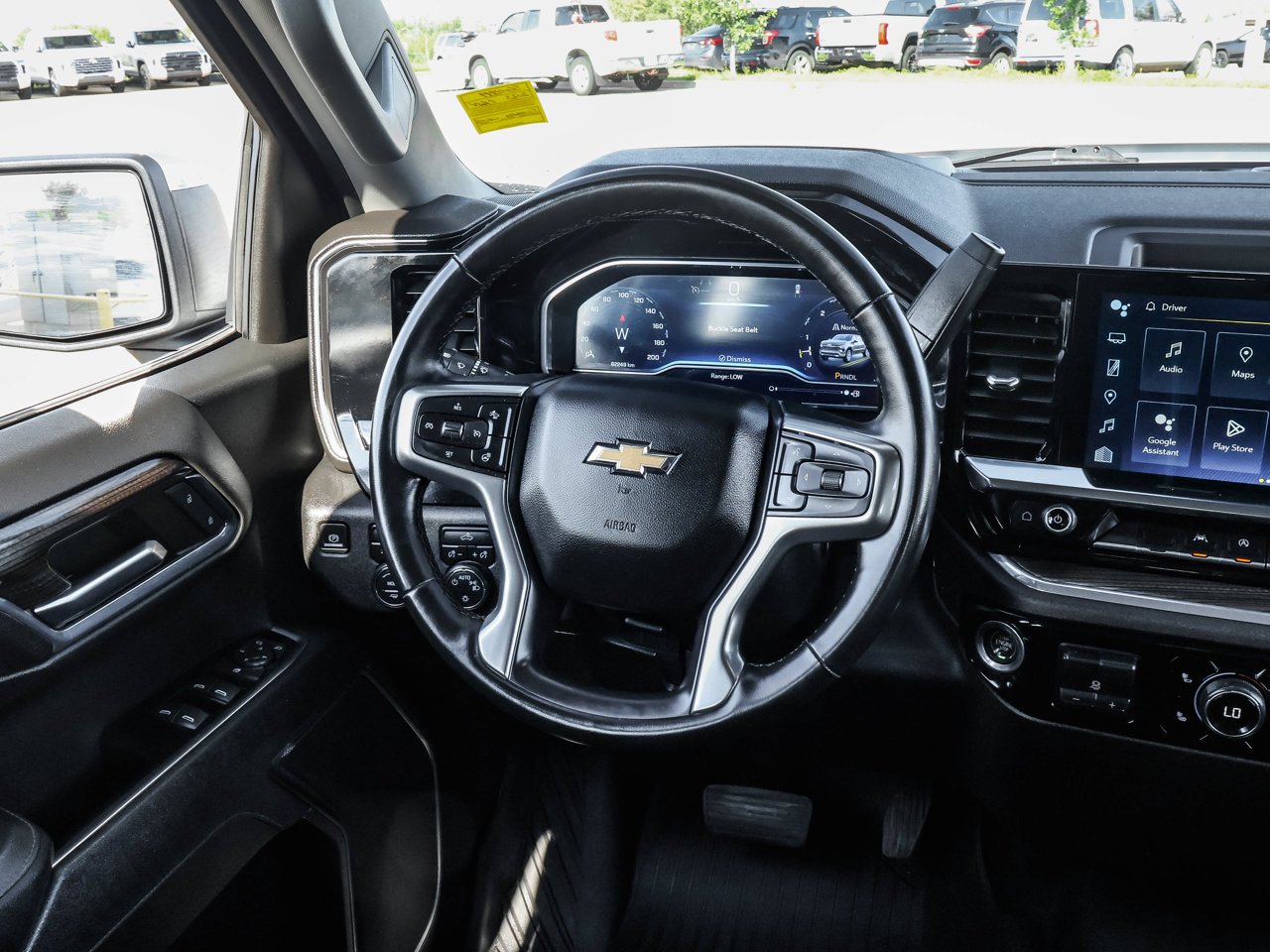 2023 Chevrolet Silverado 1500 4WD Crew Cab 147 LT White Sherwood Park - photo #17