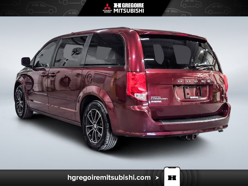2016 Dodge GR Caravan Red Saint-Eustache - photo #5