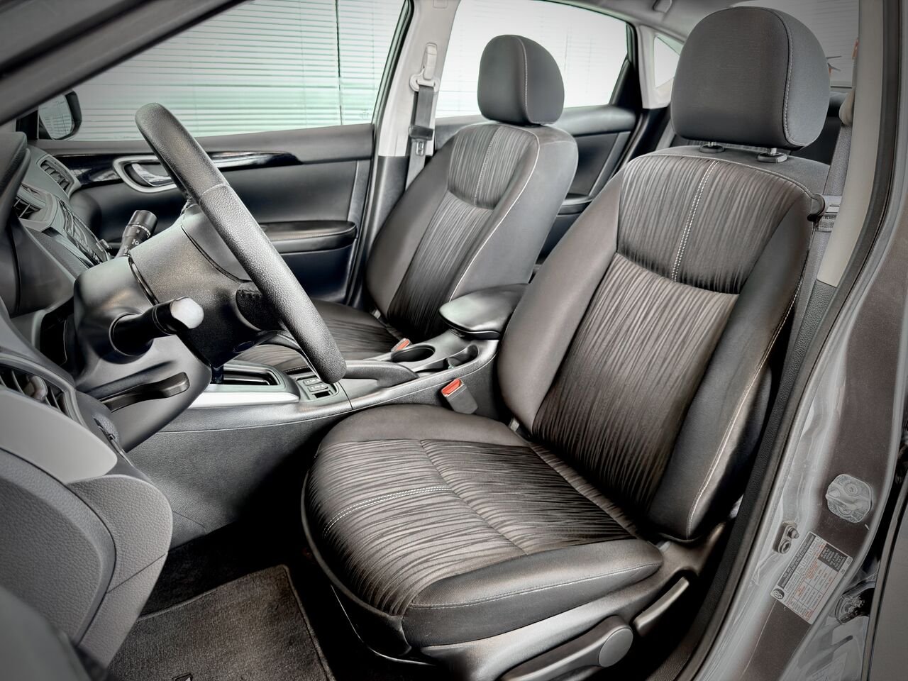 2018 Nissan Sentra Grey Notre-Dame-des-Prairies - photo #14