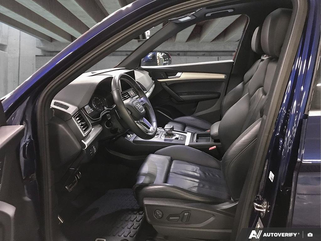 2018 Audi Q5 2600853A | Progressiv Blue Edmonton - photo #19