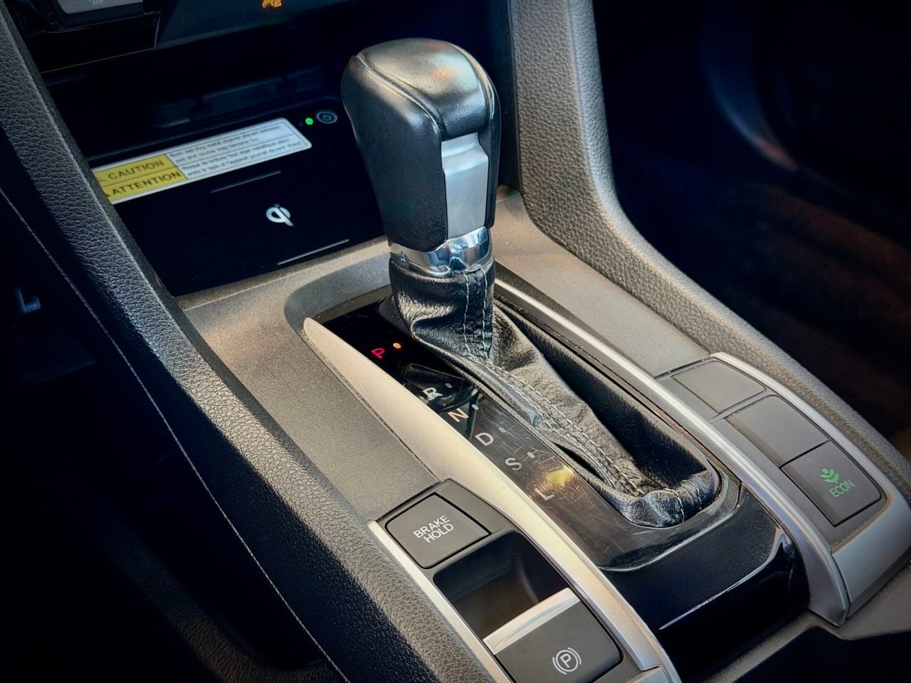 Honda Civic Sedan 2018 Blanc Notre-Dame-des-Prairies - photo #28