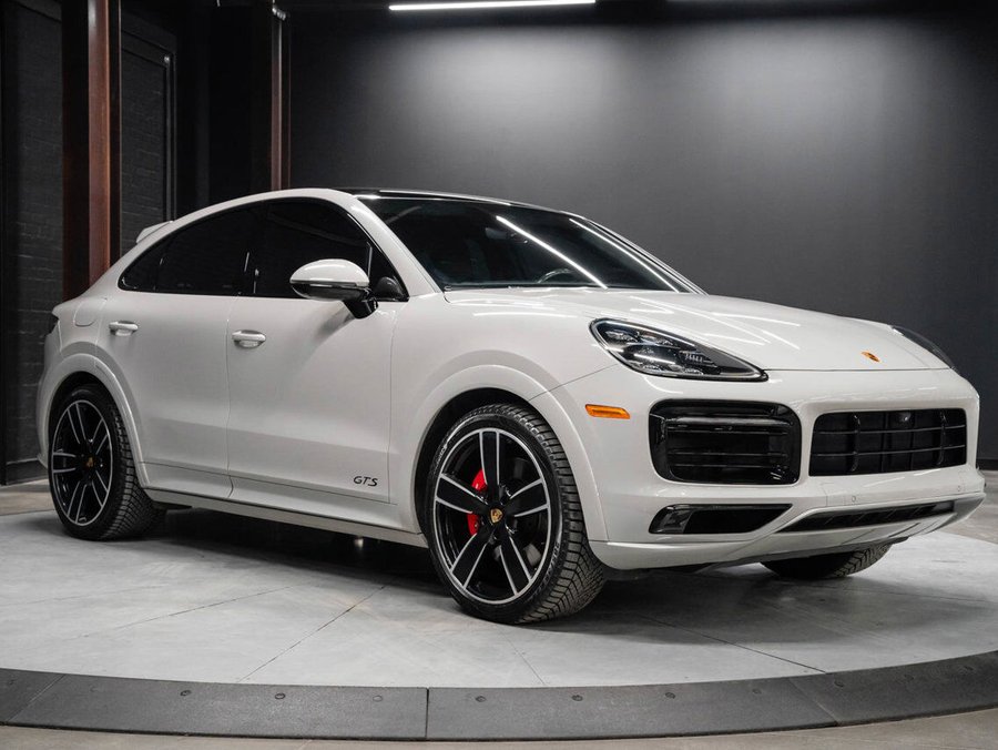 2023 Porsche Cayenne GTS 2023 White