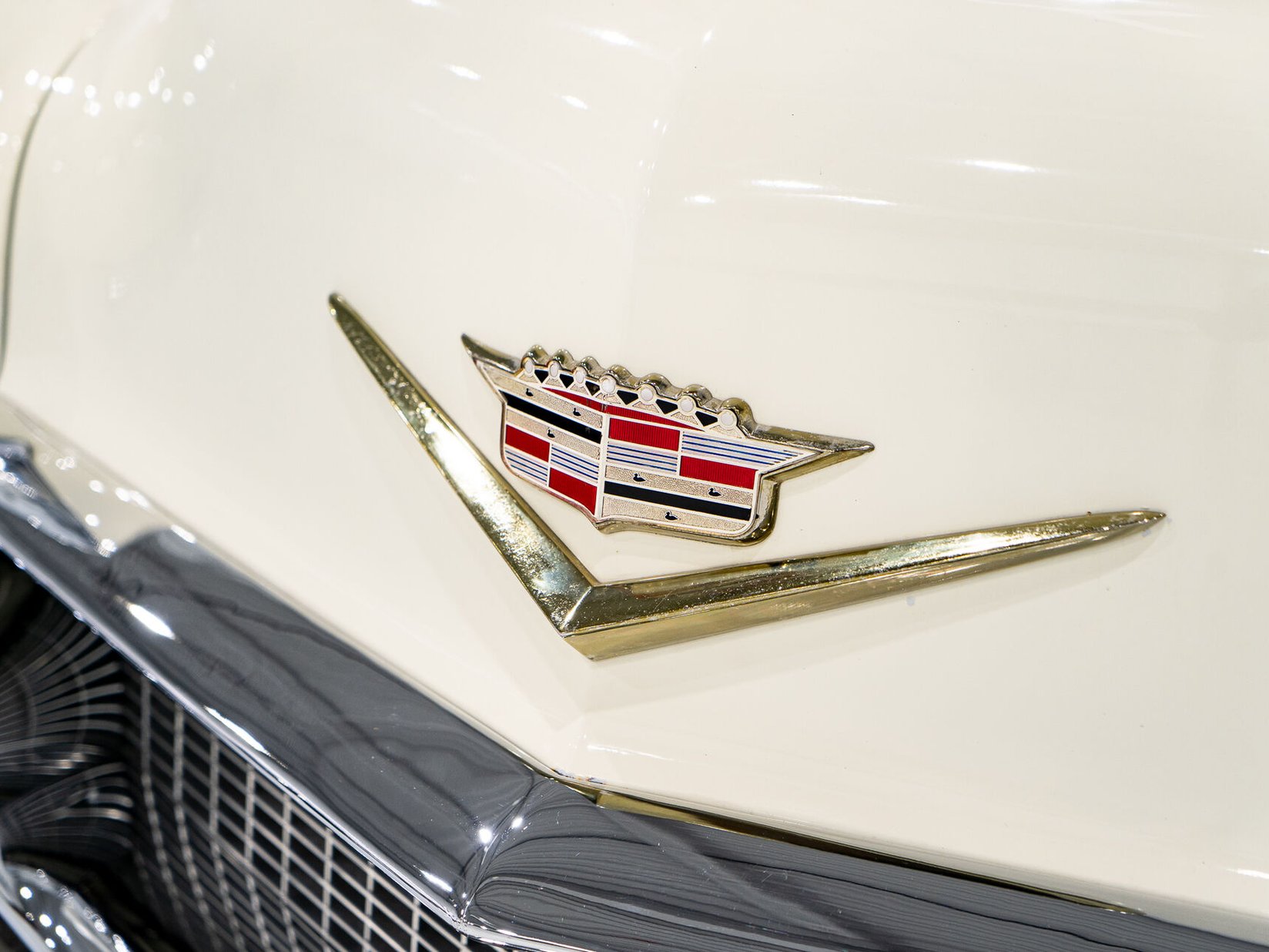 1956 Cadillac Eldorado Seville With Factory A/C | PRIX EN USD White Montreal - photo #37