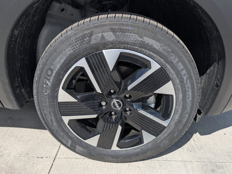2026 NISSAN Kicks 2026 Aspen White TriCoat/Super Black