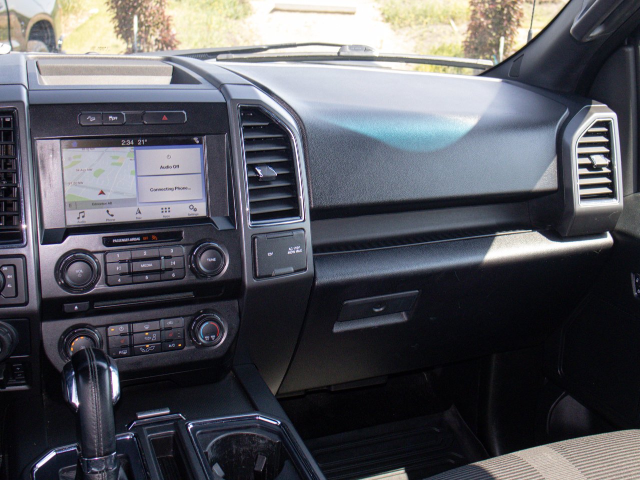 2017 Ford F-150 4WD SuperCrew 145 XLT Grey Sherwood Park - photo #27