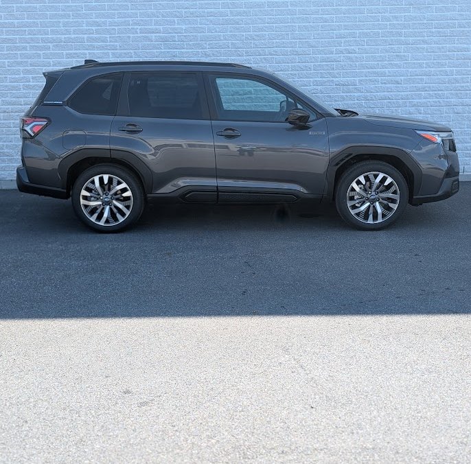 2026 SUBARU Forester PREMIER HYBRIDE Magnetite Grey Metallic