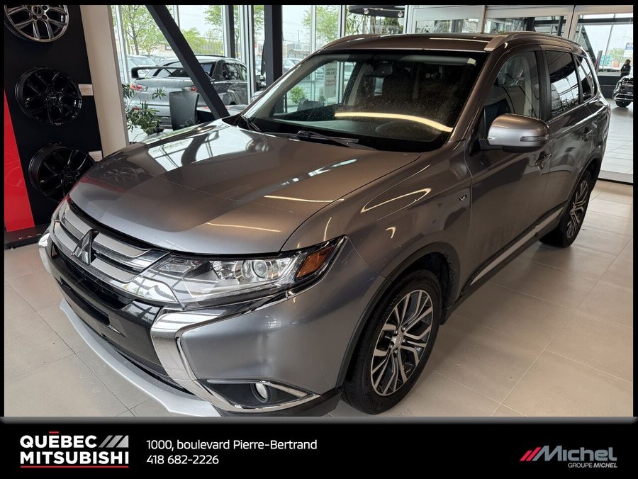 Mitsubishi Outlander SE AWC, Toit ouvrant, Remorquage 3500lbs 2018 Gris