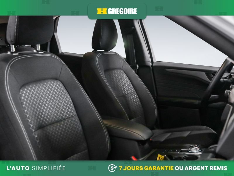 2025 Ford Escape Grey Laval - photo #28