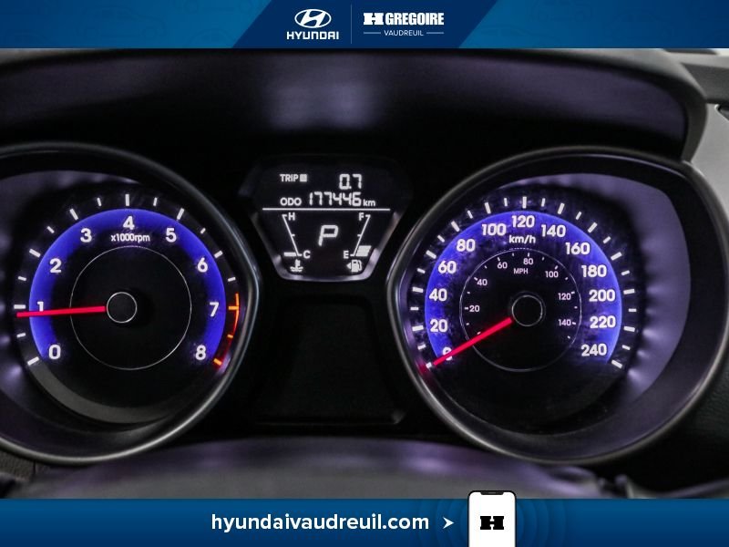 2013 Hyundai Elantra Black Laval - photo #23