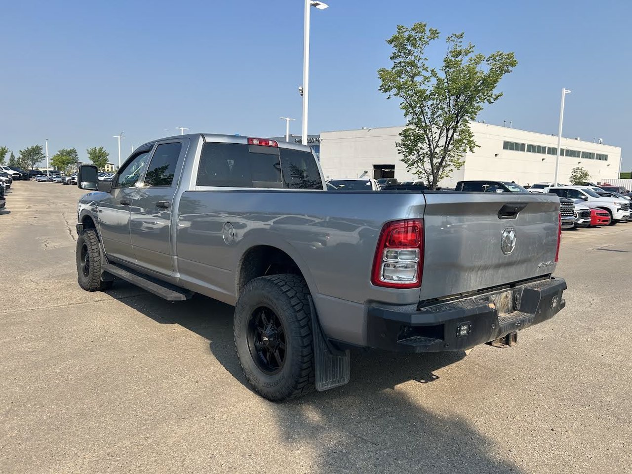 2023 Ram 3500 Tradesman 4x4 Crew Cab 8' Box Grey Sherwood Park - photo #3
