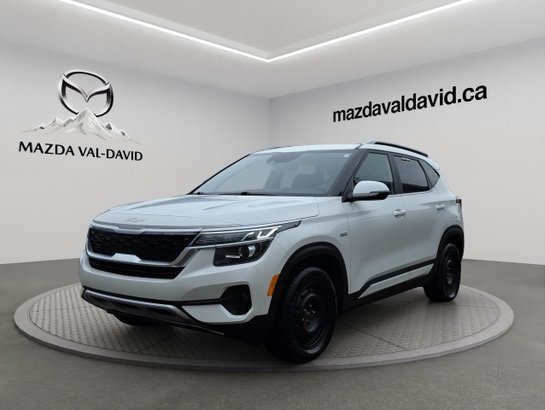 Kia Seltos EX AWD, Jamais accidenté, Volant chauffant, Toit ouvrant, Démarreur à distance 2023 Blanc