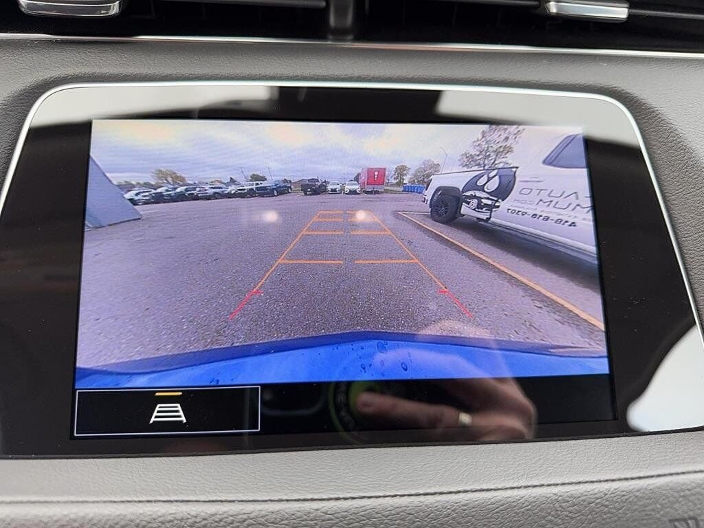 2021 Cadillac XT4 VIN 1GYFZDR44MF006930 Grey Baie-Comeau - photo #14