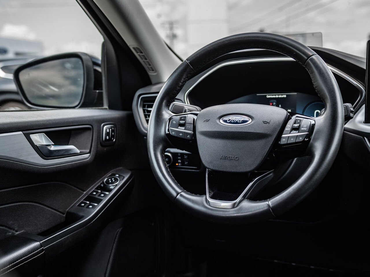 2023 Ford Escape Black Sainte-Julienne - photo #32
