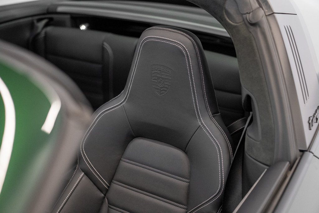 2026 Porsche 911 Targa 4 GTS Green Kirkland - photo #32