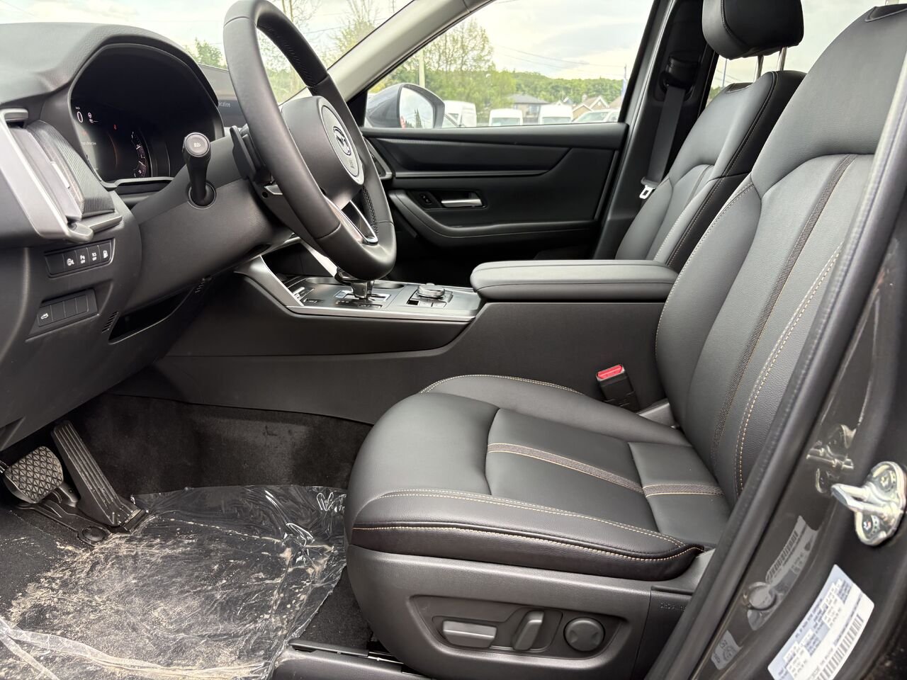 MAZDA CX-90 hybride rechargeable GS-L TI 2026 Gris mécanique métallisé Montmagny - photo #3