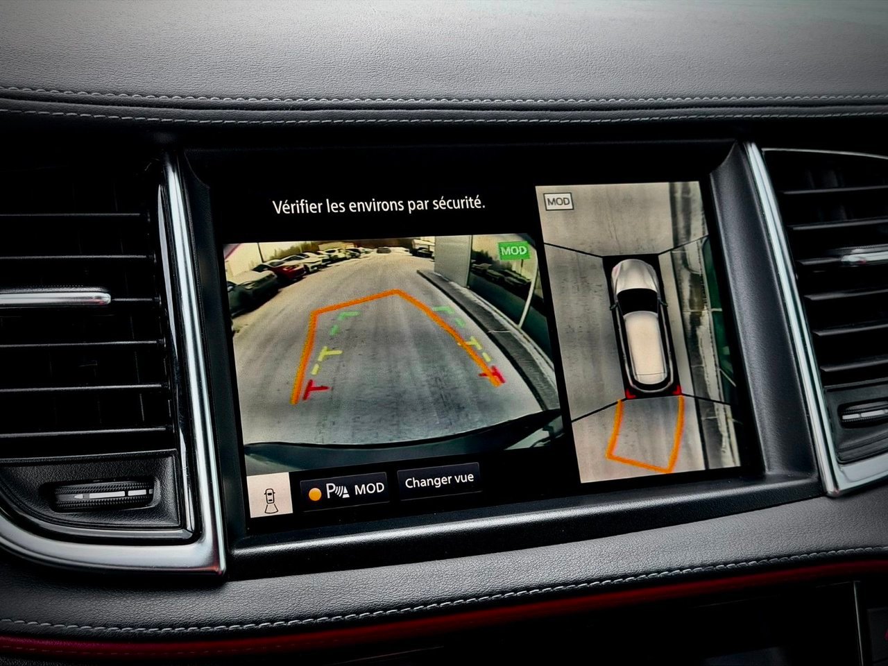 2023 Infiniti QX50 gray Notre-Dame-des-Prairies - photo #34